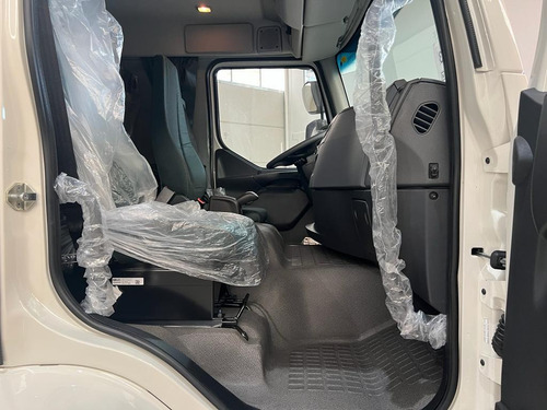 Caminhão Volvo Vm290lx Ishift 6x2 Munck Madal Md45007 2025