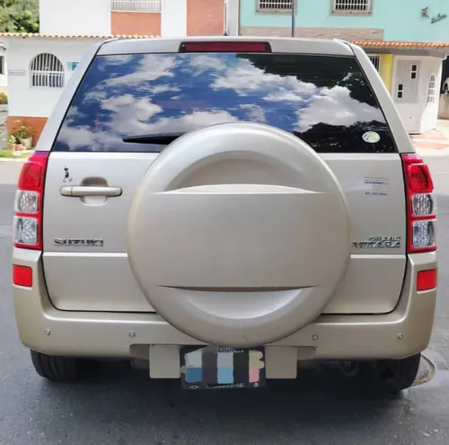 Suzuki Grand Vitara V6