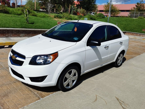 Imagen 1 de 15 de Chevrolet Aveo 2017 1.6 Lt Bolsas De Aire Y Abs Nuevo At