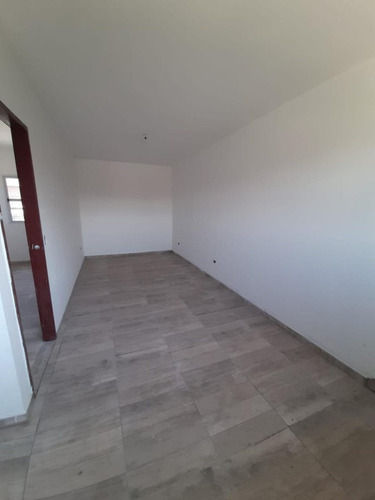 Venta Casa Multifamiliar Patio Garaje I. Casanova
