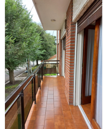 Zona Mogotes; Excelente Departamento A La Calle