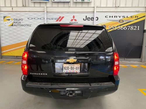 Imagen 6 de 15 de Chevrolet Suburban Lt 4x4 2013