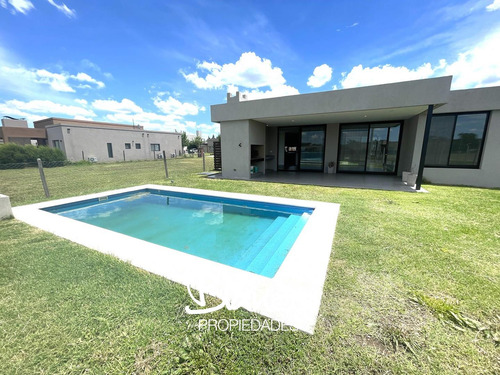 PILAR DEL ESTE | TODAS NUESTRAS CASAS A LA VENTA!