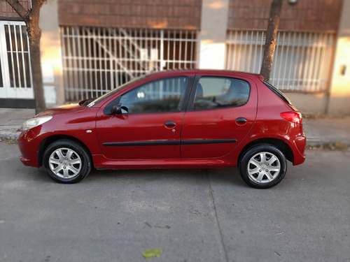 Imagen 2 de 13 de Peugeot 207 Xr 2010
