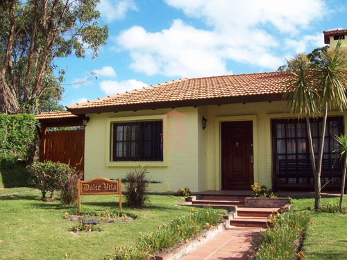 Chalet A Pocas Cuadras Del Mar En Venta- Ref: 540