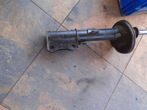 Imagen 2 de 2 de Vendo Amartiguador Delantero Derecho Toyota Corona Año 1998