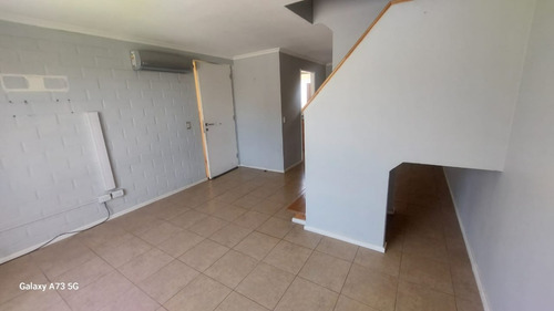 Casa En Los Nogales De Buin Como Nueva (3d-2b) - Buin