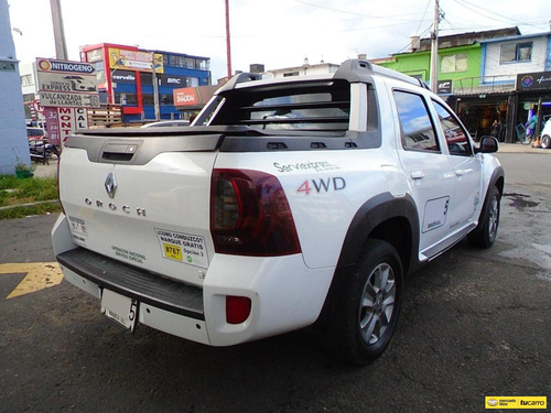 Renault Duster Oroch 2.0