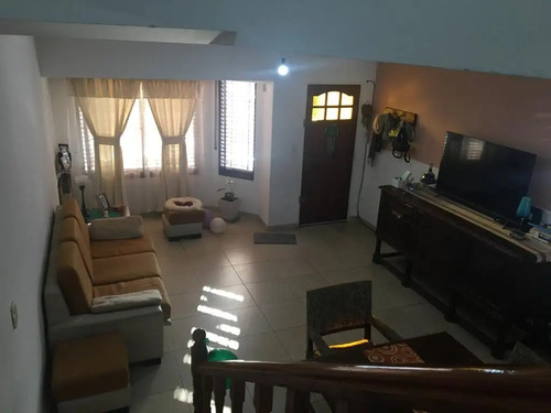 Duplex 4 Amb. Con Quincho / Pileta