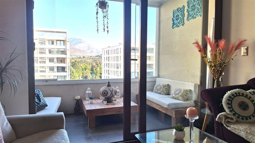 Departamento En Venta De 2 Dorm. En Las Condes 2 Estacionam