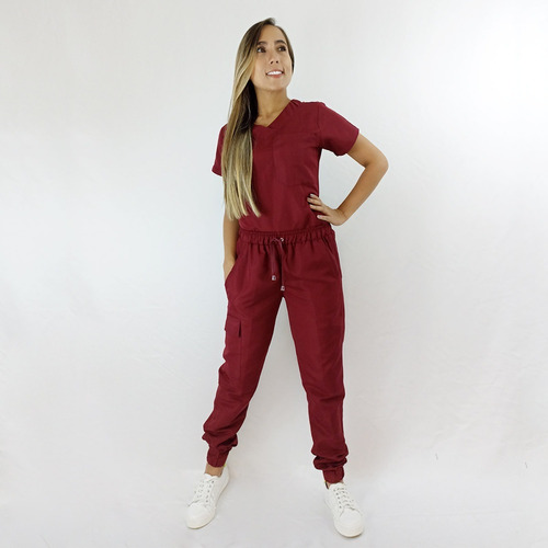 Uniforme Antifluido - Scrub Tipo Jogger - Cierre Lateral