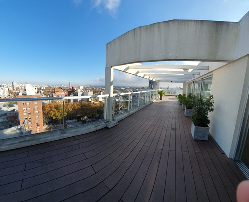 Imagen 7 de 9 de -apartamento De Un Dormitorio, Con Patio, Tres Cruces.