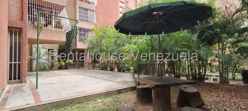 Confortable Apartamento En Venta En La Urb. La Urbina / Mls #25-21413 / Brayan Contreras