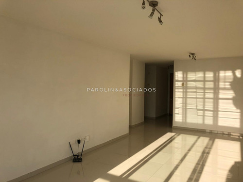 Imagen 3 de 10 de En Venta Apartamento 2 Dormitorios,roosevelt