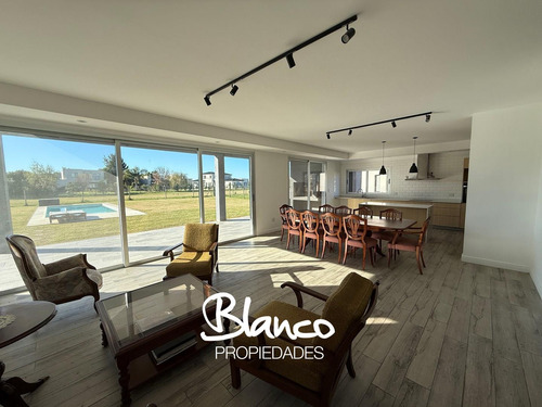 Casa En Venta En El Molino Sur, Haras Santa Maria, Escobar