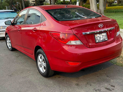 Hyundai Accent Gl 2014 Bicombustible Gnv Propietario Remato