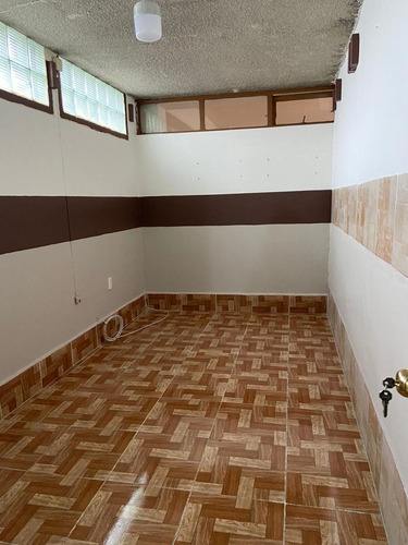 Imagen 3 de 6 de Oficina En Renta Excelente Ubicación