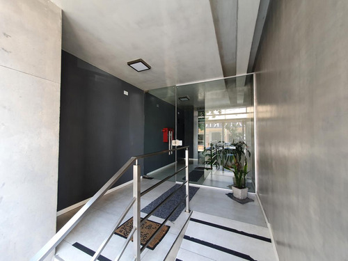 Venta De Departamento En Alvear Y Humberto Primo - Quilmes. Se Ofrece Financiación!