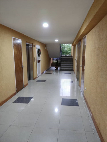 Imagen 3 de 13 de Las Palmeras Apartemento En Venta