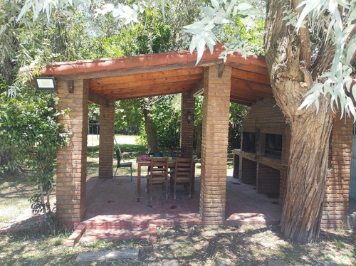 Casa En Venta - 4 Dormitorios 2 Baños - Cochera - 2.038mts2 - Tortuguitas