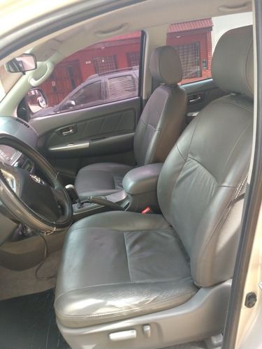 Toyota Hilux 3.0 Cd Srv Cuero I 171cv 4x4 5at 2013