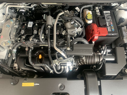 Imagen 11 de 15 de Nissan Sentra 2020 2.0 Sr Mt