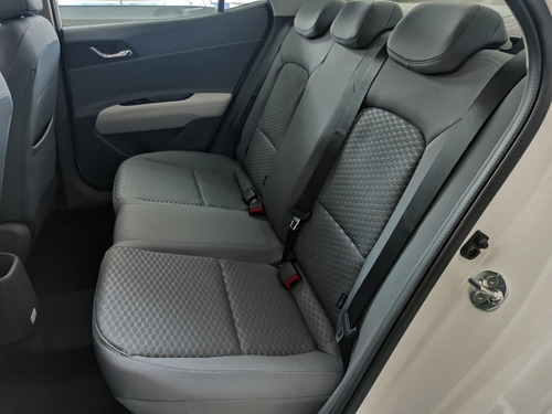 Imagem 8 de 10 de Hyundai Hb20s Evolution 1.0