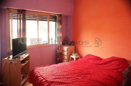 Venta Departamento 3 Ambientes Con Balcón Al Frente En Barrio Velez Sarsfield