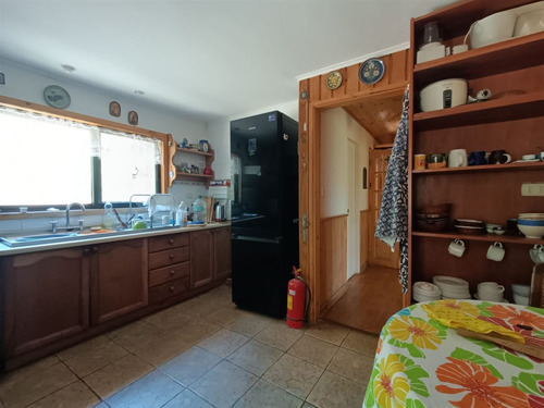 Casa En Venta De 3 Dorm. En Olmué