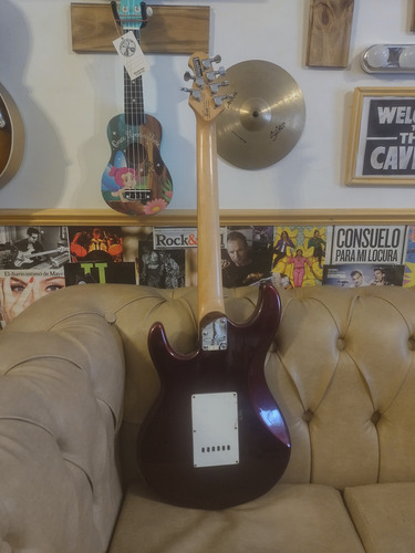 Super! Guitarra Olp Mm4 T/ Musicman Silhouette Permuto Bordó (Usado)
