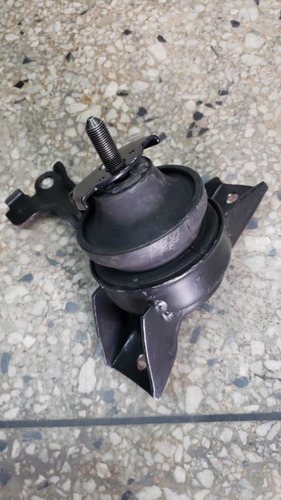 Base Motor Superior Derecha Hyundai Elantra Año 01/15