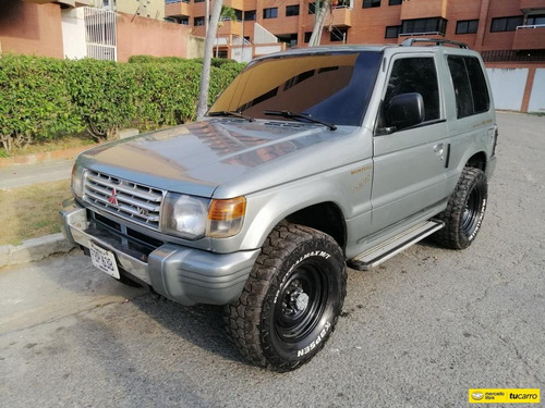 Mitsubishi Montero Dakar 4x4