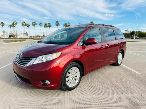 Toyota Sienna 3.5 Limited V6 At