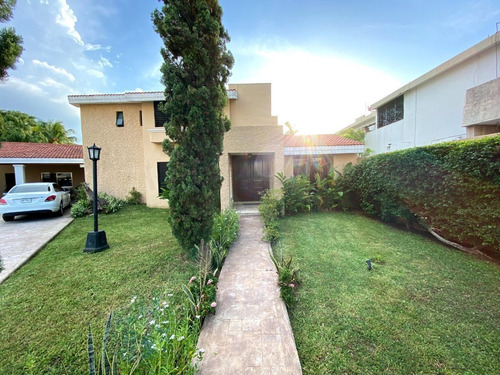 Imagen 1 de 18 de Casa En Venta En Vista Alegre
