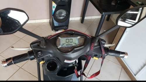 Imagem 6 de 9 de Fun Motors