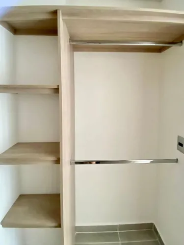 Apartamento En Venta En Conquistadores. Cod V11231