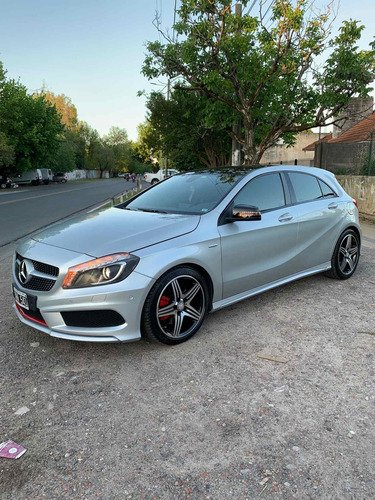 Imagen 15 de 20 de Mercedes-benz Clase A 2013 2.0 A 250 At Sport B.efficiency