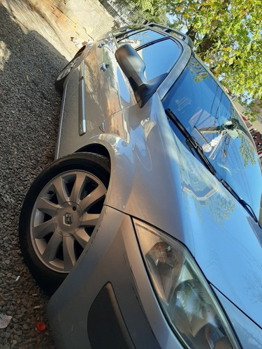 Imagem 1 de 6 de Renault Megane Grand Tour 2008 2.0 Dynamique Aut. 5p