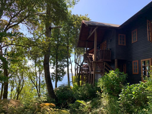 Casa En Venta De 12 Dorm. En Panguipulli