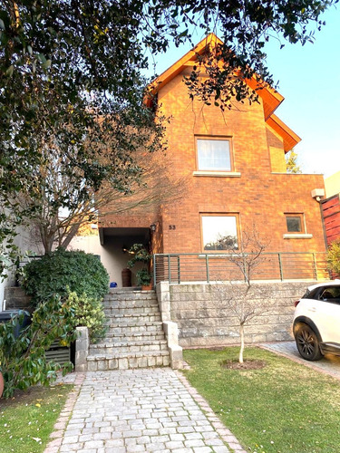Casa Estilo Ingles En Condominio San Carlos De Apoquindo