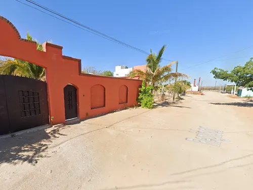 Casa En Venta En Col. Ayuntamiento, Cerca Del Aeropuerto De La Paz . Sh05