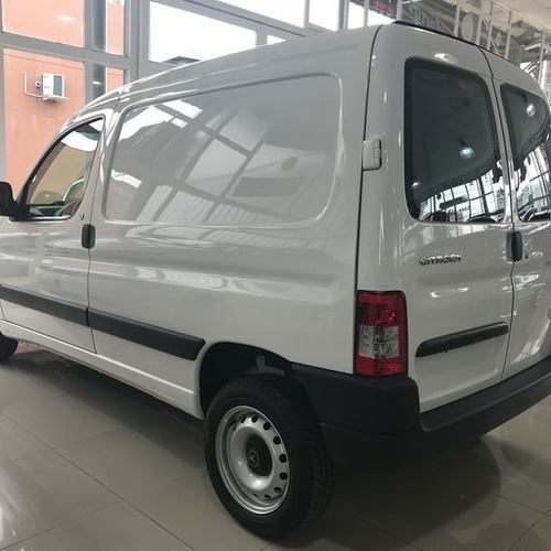 Imagen 4 de 15 de Citroen Berlingo 1.6 Hdi 92 Business Am20 Anticipo Mas Cuota