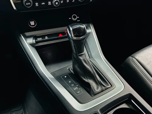 Audi Q3 Select 2022