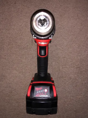 Milwaukee 2606-20 M18 1/2 Drill Driver + Bateria | MercadoLibre