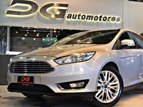 Ford Focus Se Plus 2.0n 2016 75.000km Gris