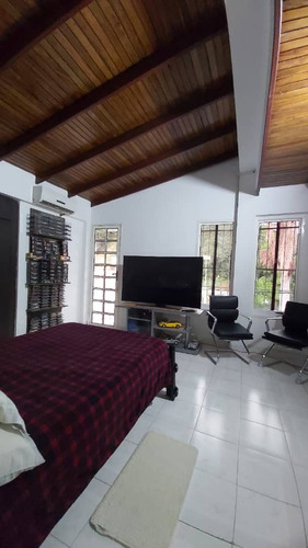 Se Vende Casa 560m2 6h/5b/4p Paso Real Charallave 7078