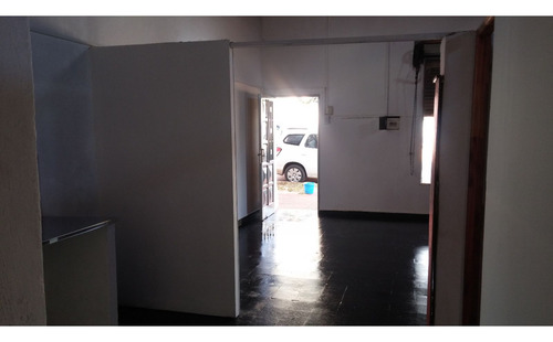 Vendo O Permuto Locales Comerciales Calle Belgrano