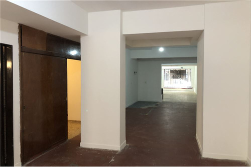 Imagen 26 de 30 de Local Comercial,fte,monserrat,225 M2,patio