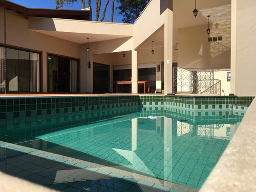 Chacara Lindissima Mogi Mirim, No Bairro São Marcelo, Area Total 2524m2, Area Util 201,3, Com 3 Banheiros, Suite, Campo De Futebol, Piscina Com Bar Anexado, Area De Descanso Com Lareira, Veja As Fotos