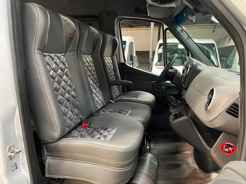 Mercedes-benz Sprinter 417 19lug Executiva 2025 Prata